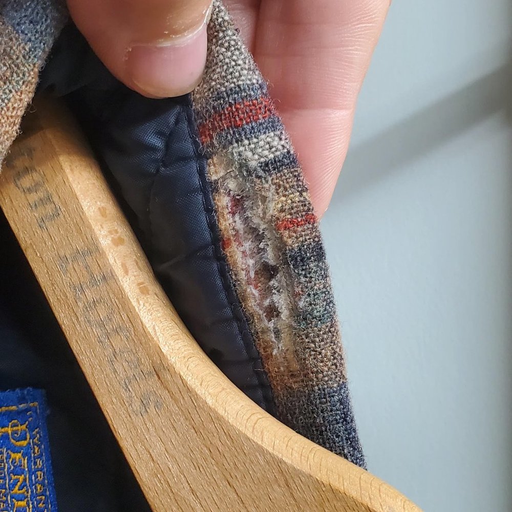 Pendleton Pure Virgin Wool Button Down Shirt - image 7